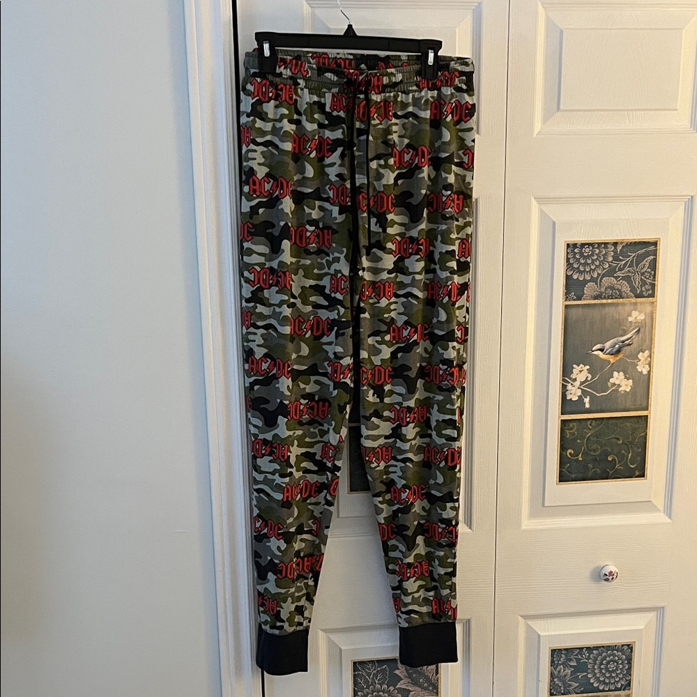 😃AC/DC Camouflage Joggers for Men